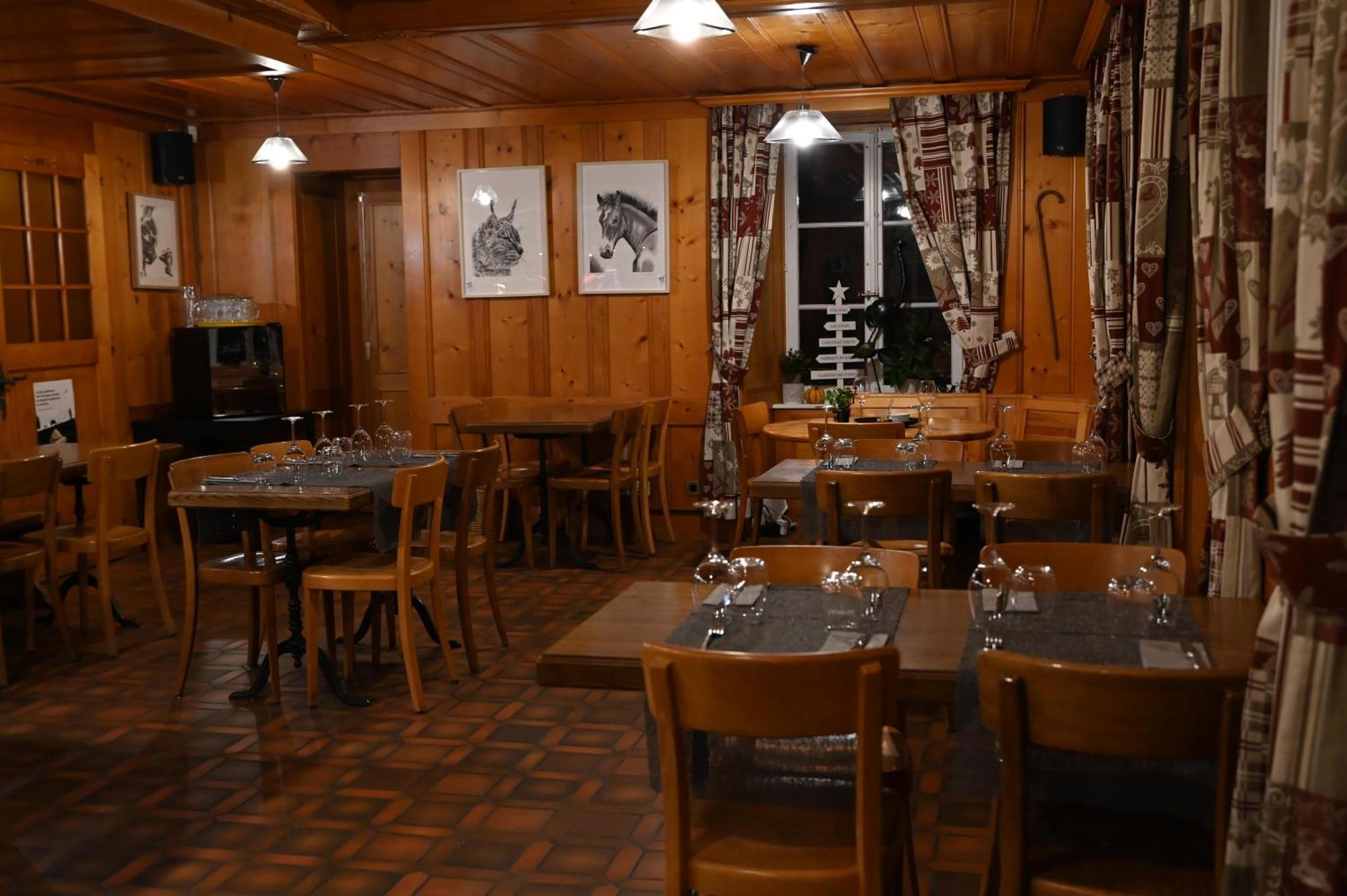 Auberge De L'Ange Albeuve Εξωτερικό φωτογραφία