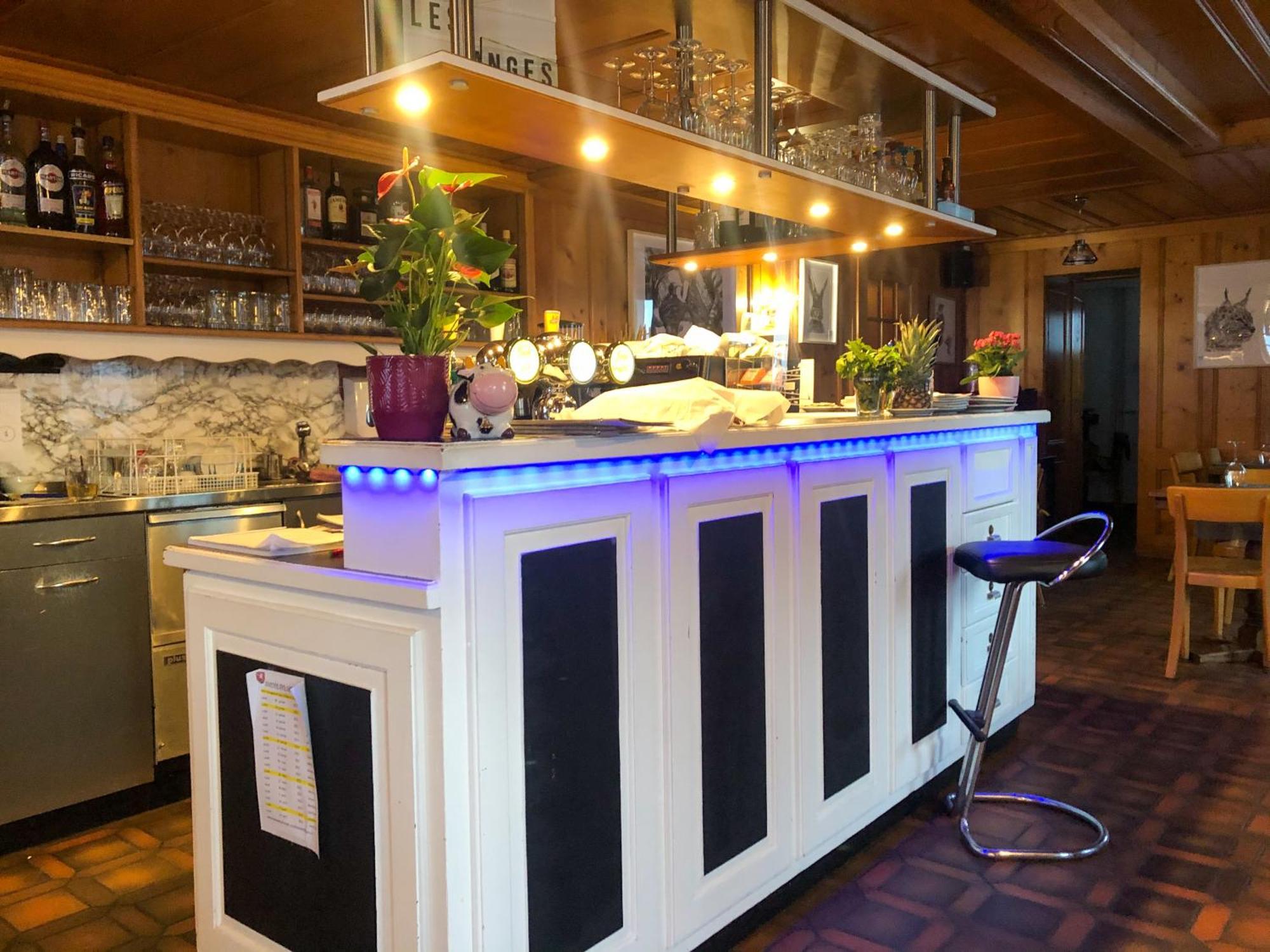 Auberge De L'Ange Albeuve Εξωτερικό φωτογραφία